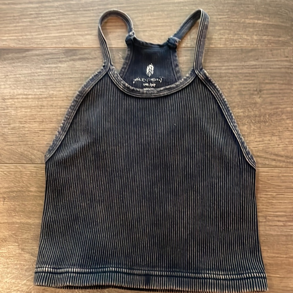NWOT Free People // Happiness Runs Crop Tank - XS/S - Picture 2 of 6